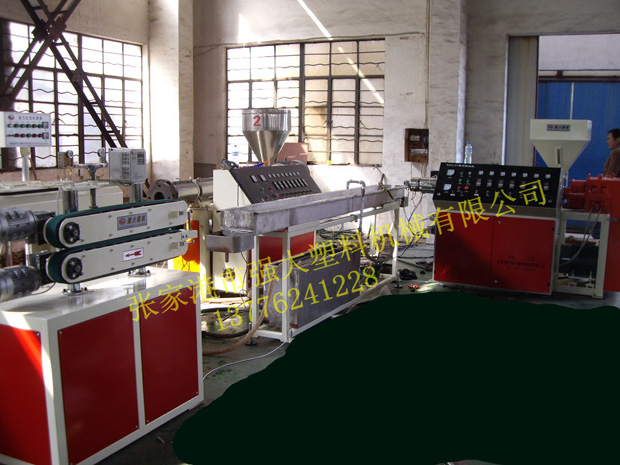PE plastic pipe production line enterprises to actively expand the international